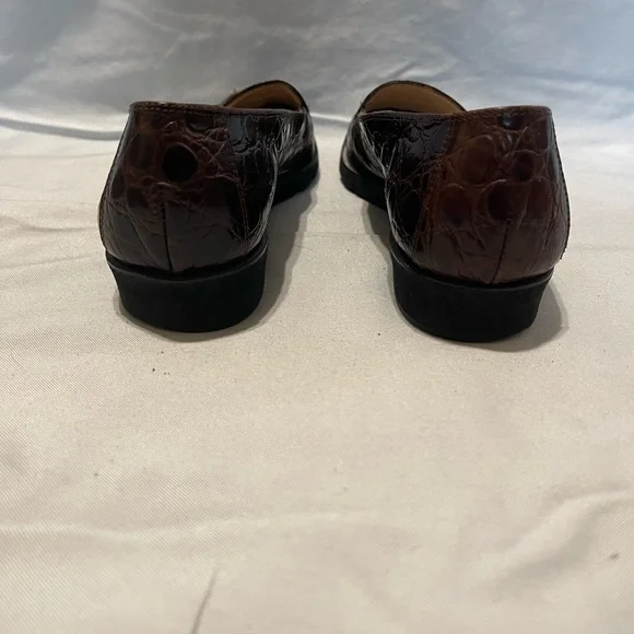 Salvatore Ferragamo Brown Croc-Embossed Loafers - Picture 4 of 6